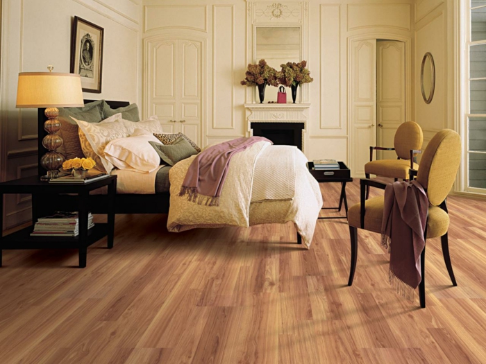 cor-magnolia-bonita-do-chão e-aconchegante quarto