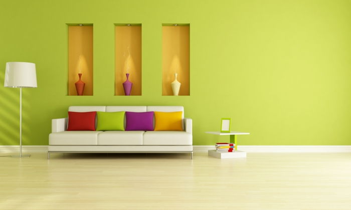 Modern kanepe ve oturma odasında yeşil duvar