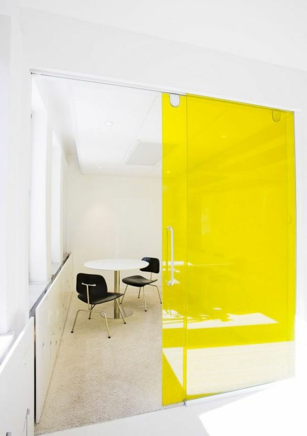 fascinant-usa de sticla-in-fulger-galben-culoare de interior usi de design