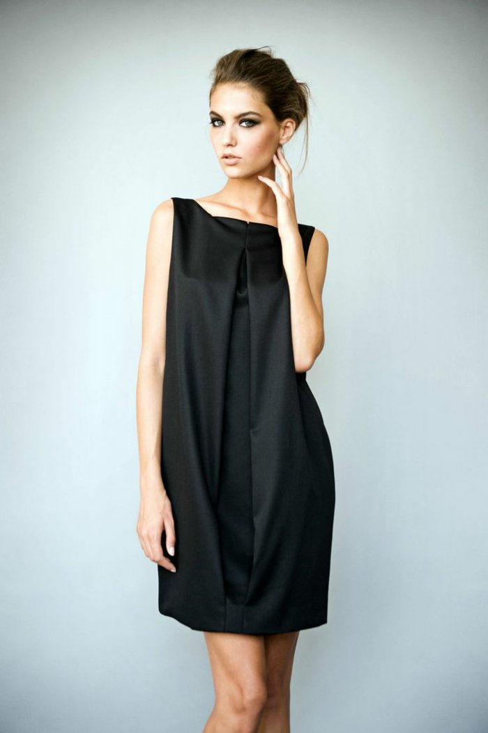 slávnostné šaty-short-black-jemný vzor