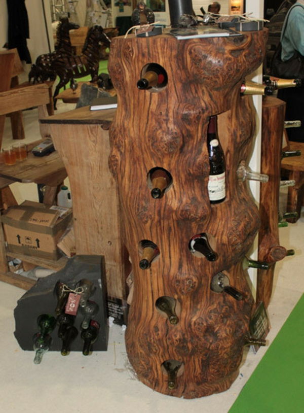 flaskställ - självbyggande trä - med grottor