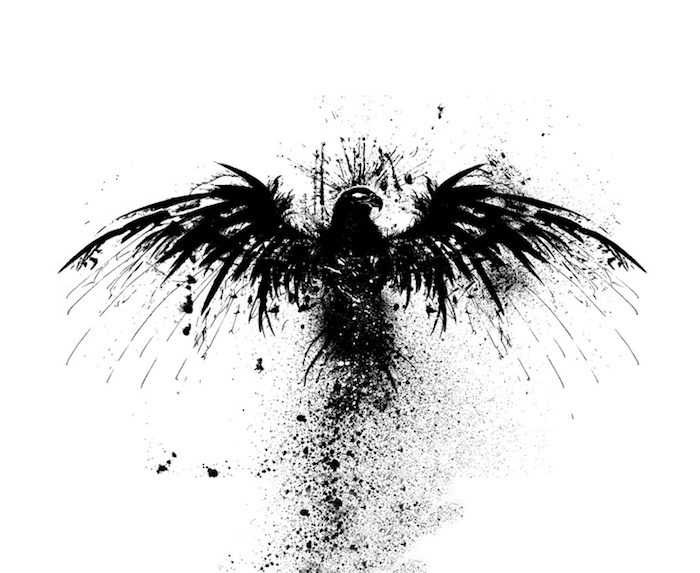 juodas fēniksas su juodais sparnais ir juodosiomis plunksnomis bei baltais akimis - tatuiruotė su phoenix vaizdais