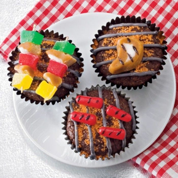 Cadou de ziua idei-cool-cupcakes photo-of-top tata-luat-