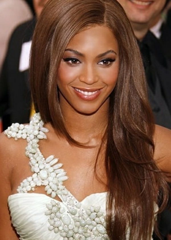 účesy-for-hnedo-vlasy-sexy-Beyonce