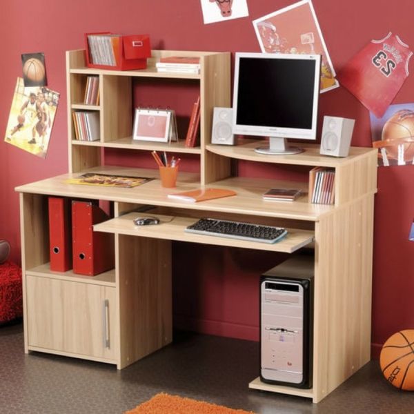 birou de designer - model din lemn cu multe sertare