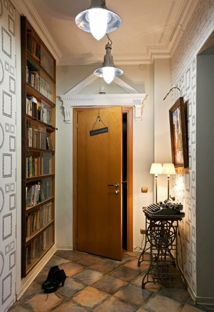 garderoben-ideje-za-mali hodnik zgrajena-knjižno polico