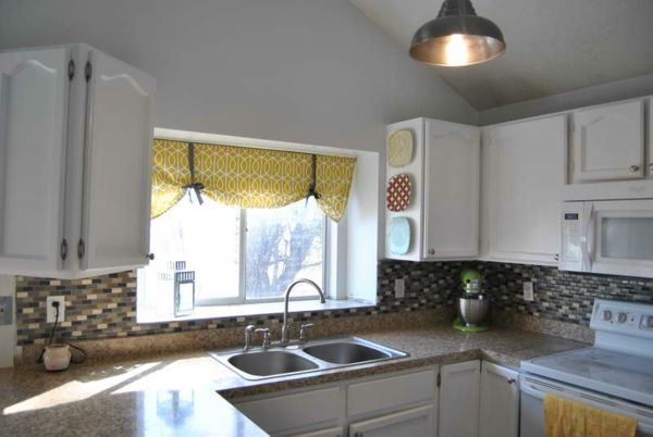 gardiner-for-lite-vinduer-i-kjøkken-vakkert designet