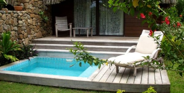 garden-pool-en-hvitt-recliner-next