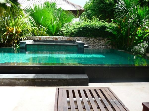 trädgård-pool-modern-och-attraktiva - bra utseende
