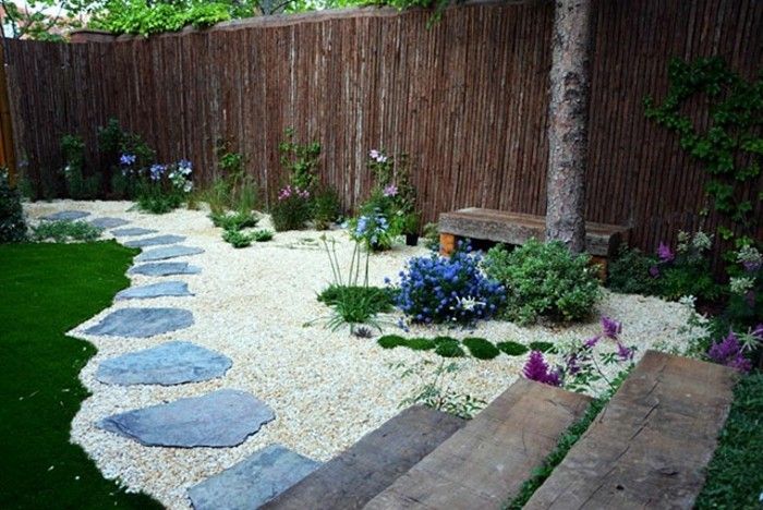 Gartengestaltung-örnekler-taş dekorasyon ahşap çit ağacı-in-bahçe ahşap merdiven-bahçe