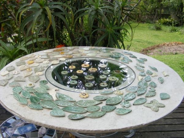 vrtna miza-of-mozaik-ustvarjalno-design