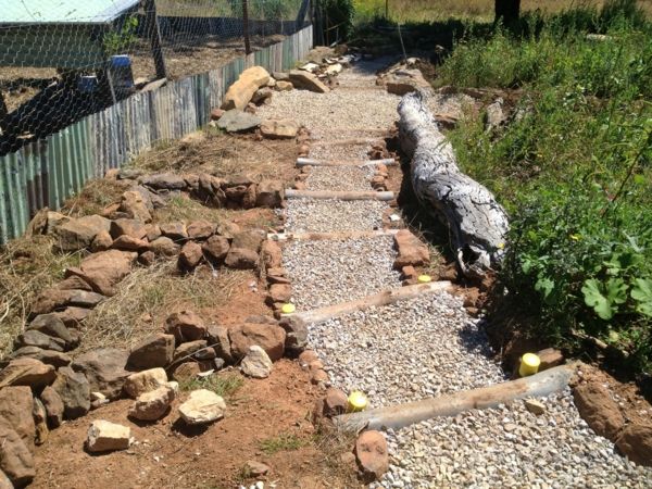 bahçe merdiveni-kendini-inşa-in-süreç-gerçekten büyük bir avlu