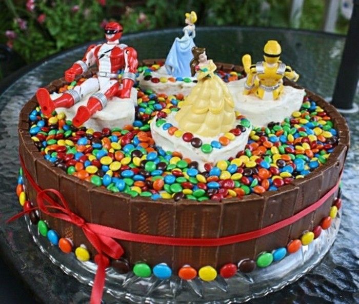 piękny design - tort urodzinowy - kolorowe kolory