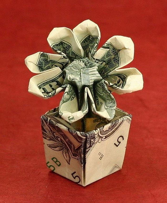 Geldgeschenk-wedding-kwiat-of-money-in-a-Box