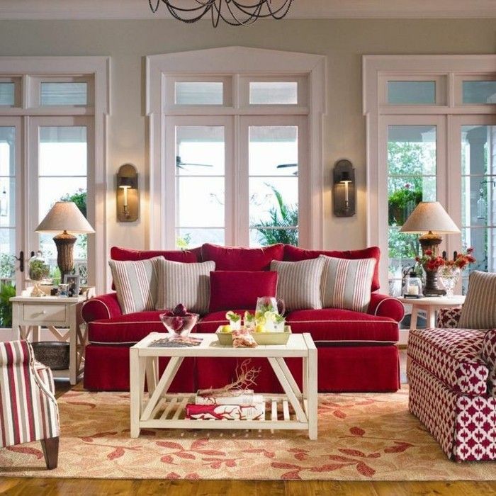 Útulný objekt Krásne farebné vzor kvetinové motívy Red Couch
