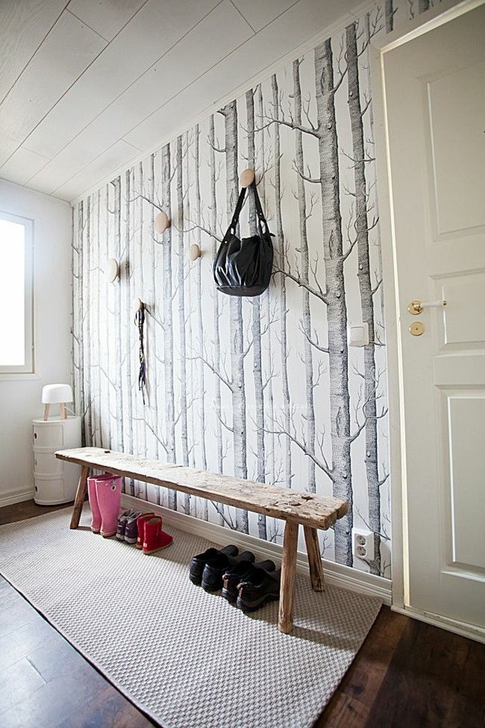apartament confortabil rustic tapet banc-negru-alb desen mesteacan