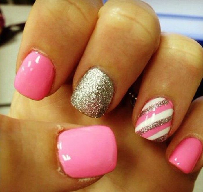 glitter neglelakk og hvitt og rosa-ideer