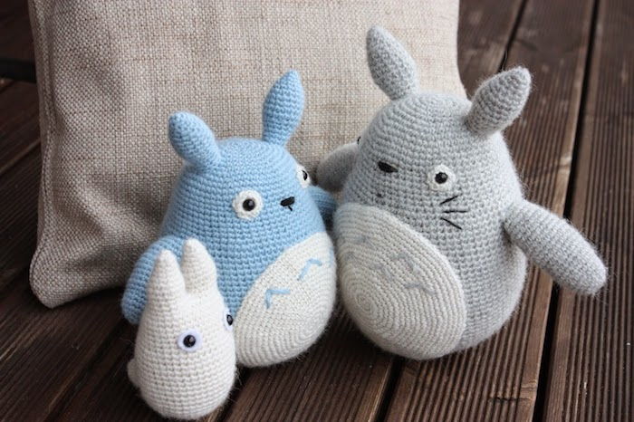 albastru și gri de creaturi de la Vecinul Meu Totoro - Amigurumi pentru începători
