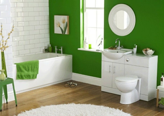 zeleno-stena-moderno-design-the-kopalnica-belo-kopalniško pohištvo