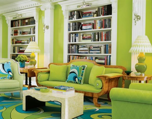 tonuri verzi perete vopsea rafturi cameră de zi - canapea verde și multe cărți