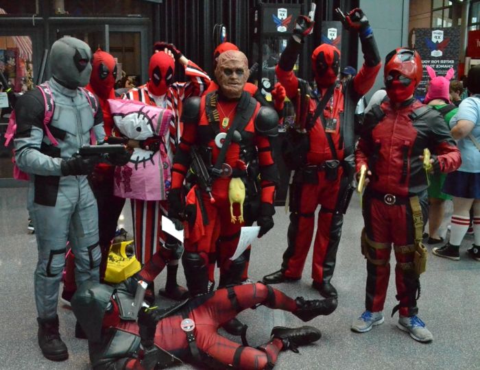 Costume de grup amuzante din Deadpool - toate variantele