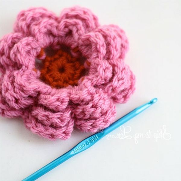 kvačkanje-lepa-ustvarjalne-kvačkanje cvetje - roza cvet