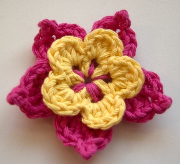 -Croșetat frumos-creative-croșetate flori - frumos-floare-in-roz-și-galben