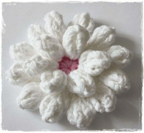 kvačkanje-lepa-ustvarjalne-kvačkanje cvetje - belina