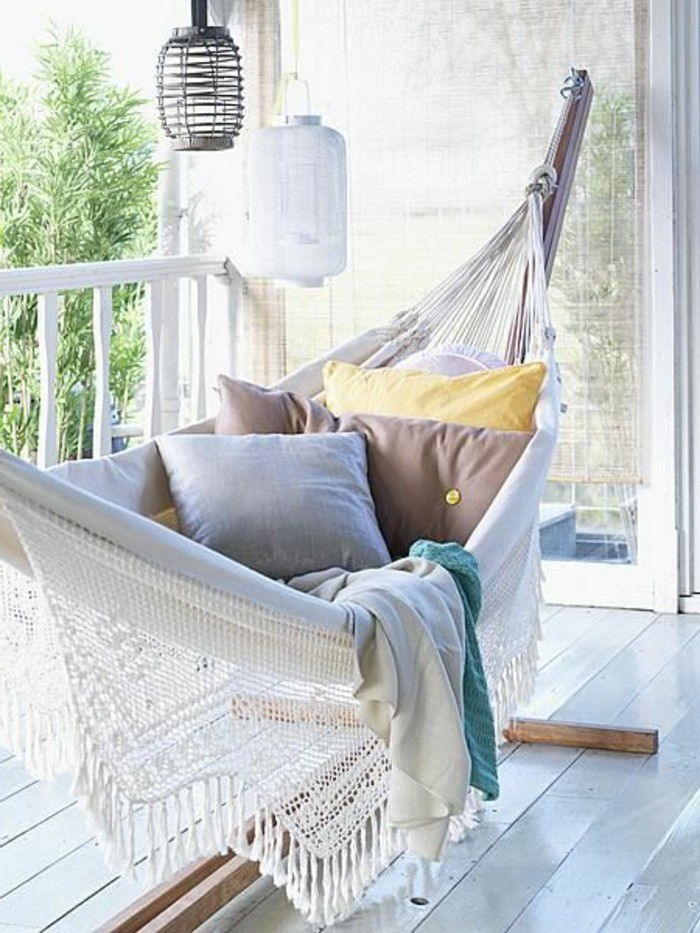 hammock-with-klubba-balkong-veranda-and-kudde