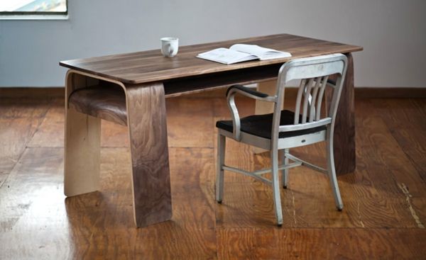 trä-table-and-moderna stolar