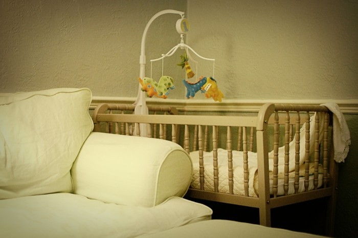 medinis-patrauklus modelis, kūdikių lovelę-in-gražus miegamasis