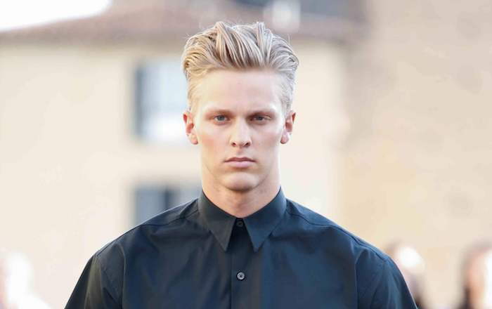 mens undercut idé blond man tyskland foto svart tröja hår trender