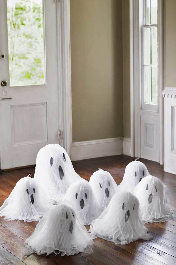 mažai mielių vaiduoklių nuskaitykite iki grindų - amatų Helovinas