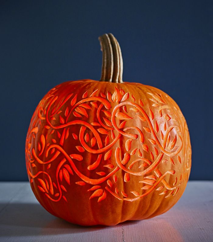 Carving pumpa, DIY idéer för vuxna, fantastisk Halloween dekoration för hem