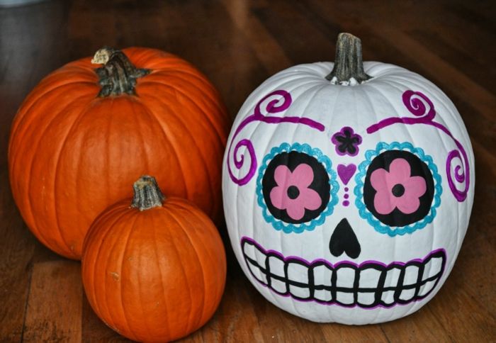 Måla pumpor, gör ett läskigt ansikte, gör din egen Halloween dekoration, DIY för barn och vuxna