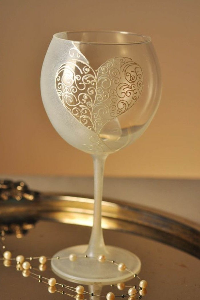 ręcznie malowane szkło szampana z stylowy wystrój