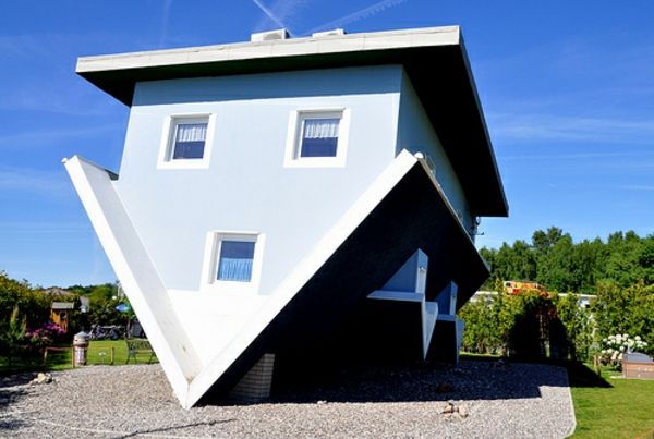 hausfassade-color-modern-albastru-house