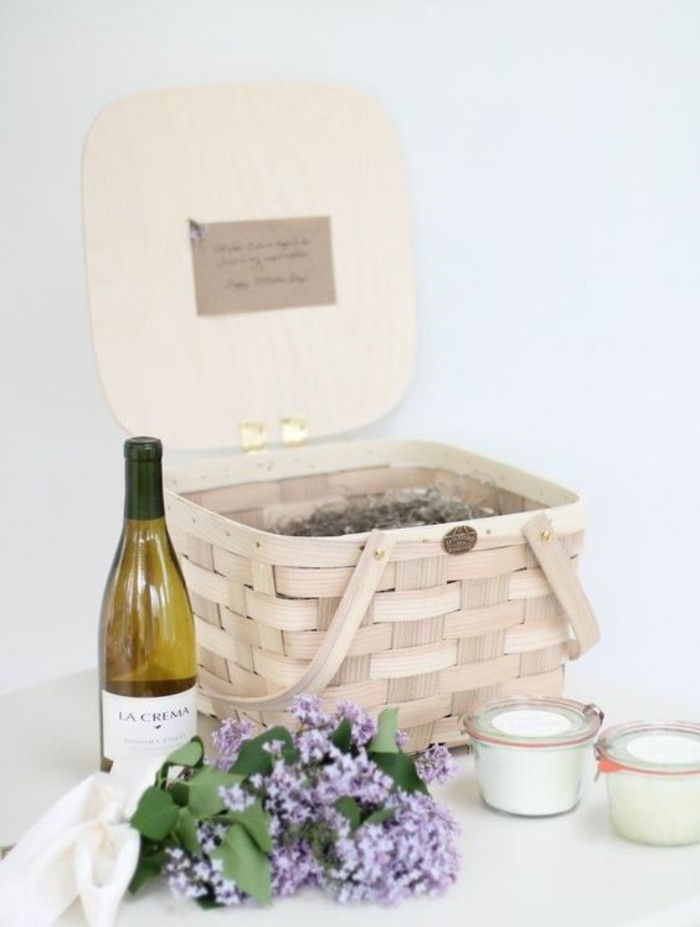 vacker gåva korg idéer-by-mors dag Wine Gift Set Flower