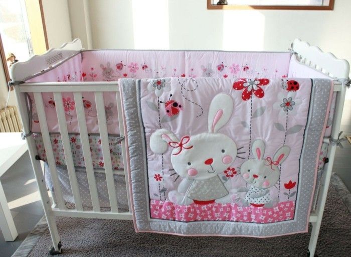 Gražus dizainas, kūdikių lovelę-mergina-pilka-modelis-rožinis-patalynė