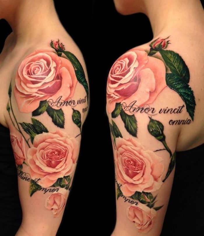 geweldig idee voor een sprookjesachtige tatoeage met drie grote roze rozen met groene bladeren - idee voor vrouw. een tatoeage op de schouder