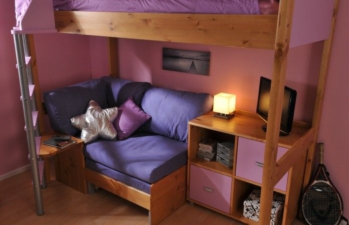 våningssäng-egen-build-här-är-en-hög säng-for-the-girl
