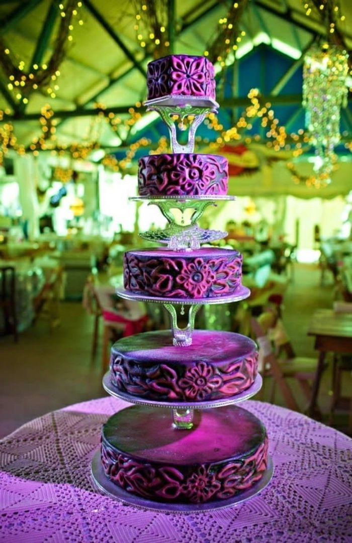 nunta tort-in-violet-super-frumos-design