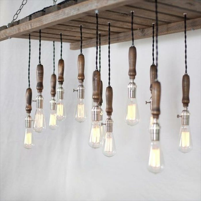 medinės dekoracijos dekoratyvinės lempos, puikiai tinka idėjoms, iš lentynos kabančios lemputės
