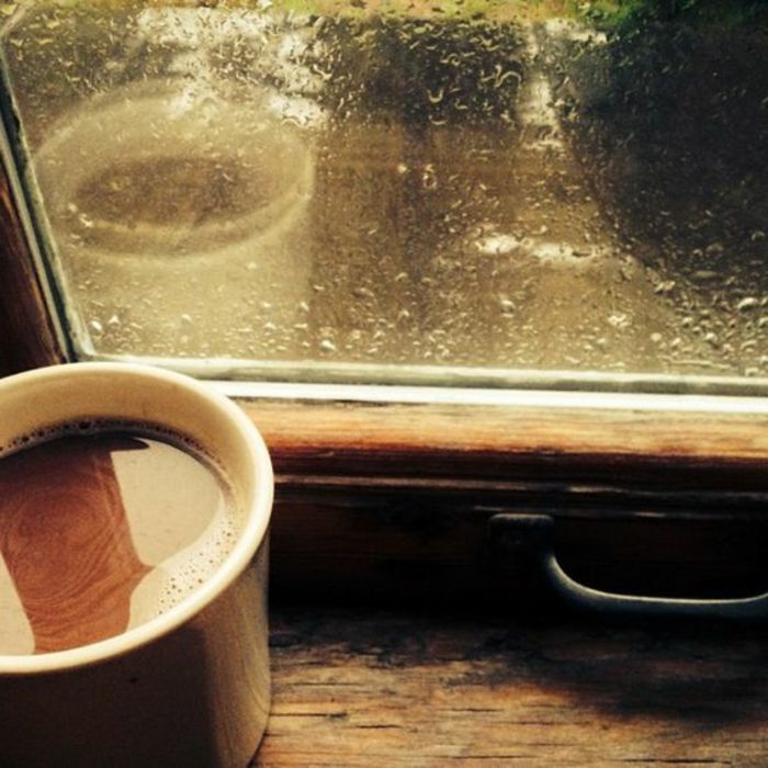 kapalı pencere ahşap ve kahve aroması