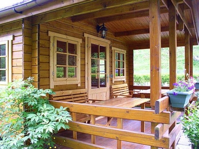 lemn-casa-cu-verandă-mici-american Hut