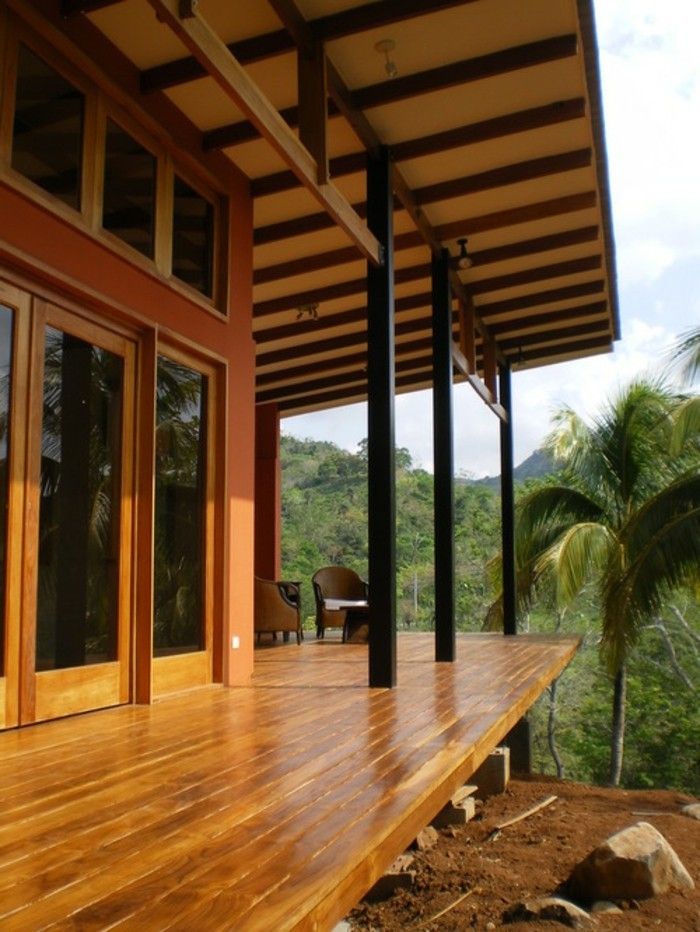 lemn-casa-cu-verandă-pictat-de-fin-lemn