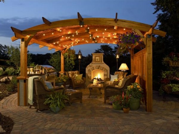terraço de madeira-self-build-romântico-atmosfera-criar-bela varanda-teto construir-se