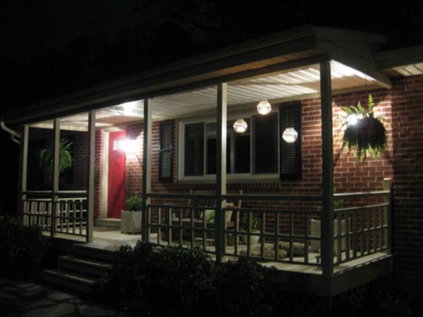 terraço de madeira, auto-construção, iluminação moderna