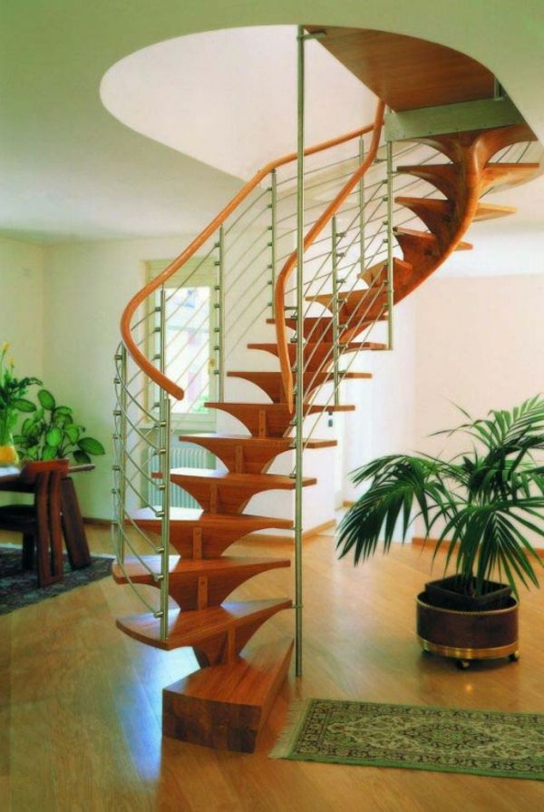 Plassbesparende trapp-for-liten-leilighet-spiral