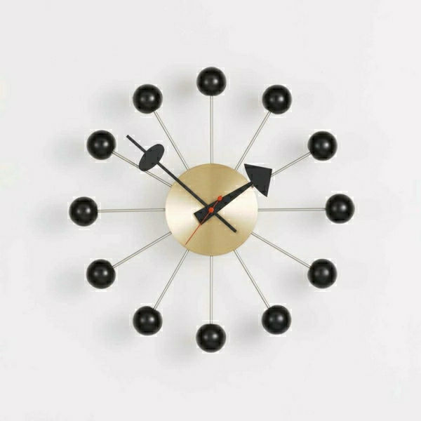 modernus sieninis laikrodis su super gražiu dizainu